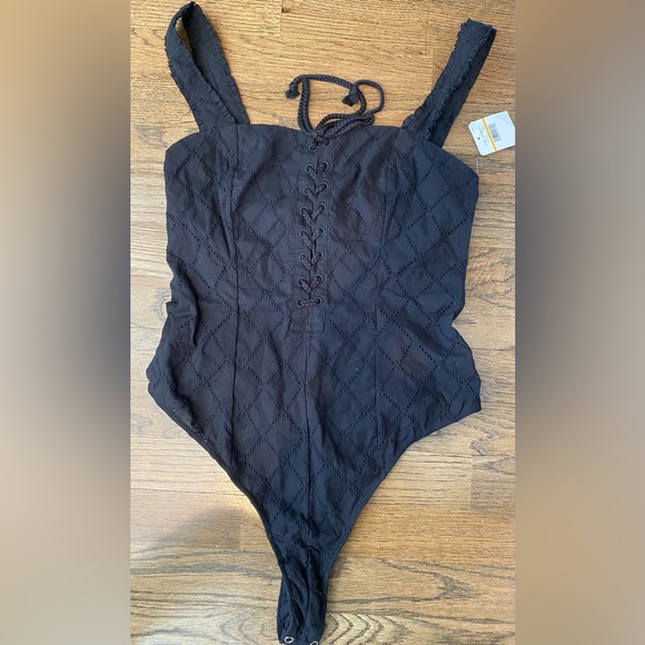 NWT Free People Make Me Up Lace-Up Bodysuit - Picture 3 of 6